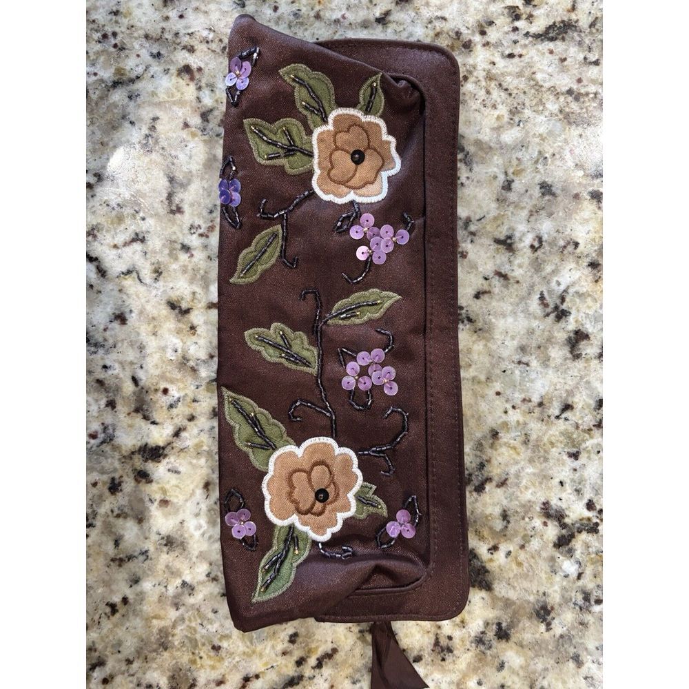 Vintage‎ Avon Brown Clutch Purse. No Callouts, Sequins Flowers, Zipper Silky.